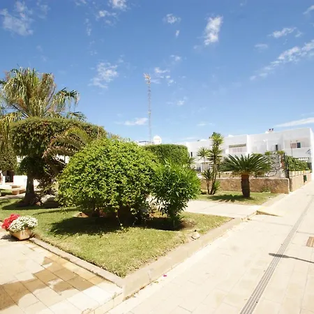 Apartment Casa A 400m De Playa, 3 Habitaciones, 2 Banos Y Jardin *