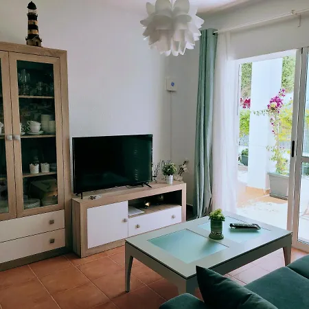 Casa A 400m De Playa, 3 Habitaciones, 2 Banos Y Jardin Apartment